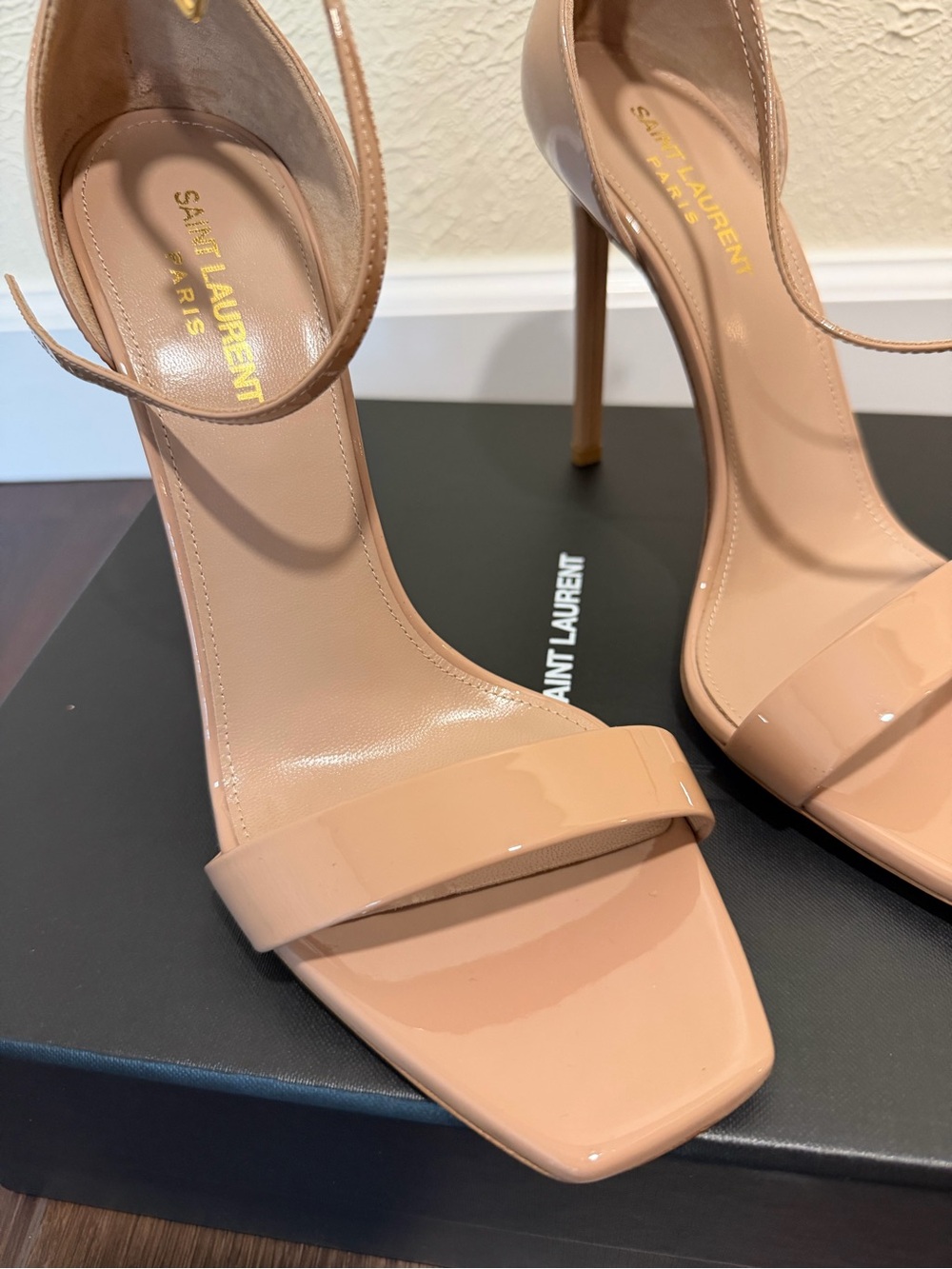 Saint Laurent Amber 105 Nude Patent Ankle-Strap Stiletto Sandals - Women 40 - Picture 2 of 11